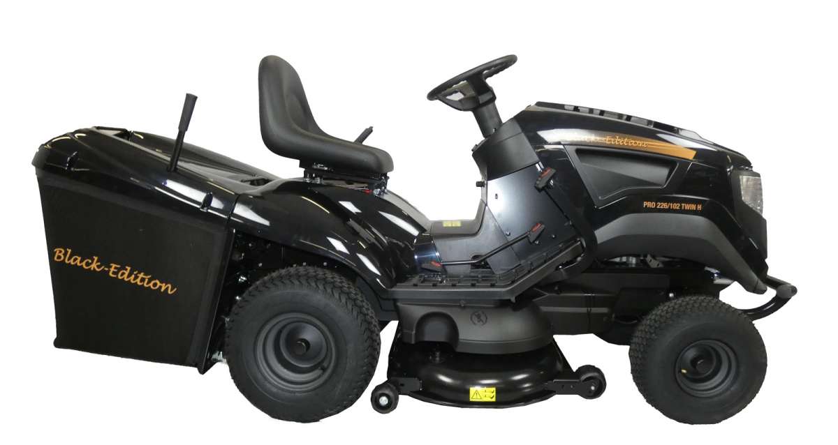 BLACK EDITION® PRO 226:102 Twin H Rasentraktor 3