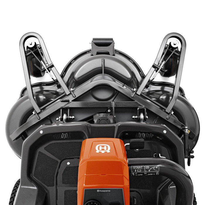 HUSQVARNA-Frontmaeher-P-520D-Hydrostat-Allradantrieb-Grundgeraet-10 (1)