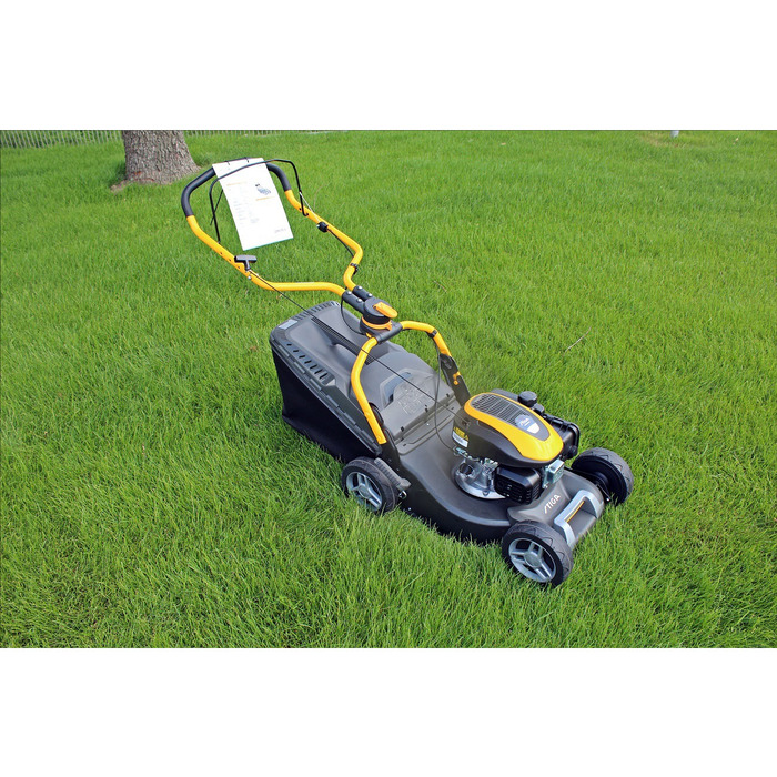 STIGA-Benzin-Rasenmaeher-Collector-543-Experience-6