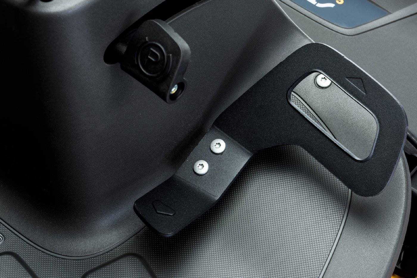 STIGA PARK 300 M Frontmäher – Essential inkl. Mähwerk Combi 85 Q §